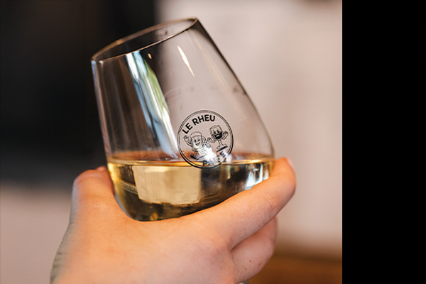 Verres de bière artisanale en gros plan